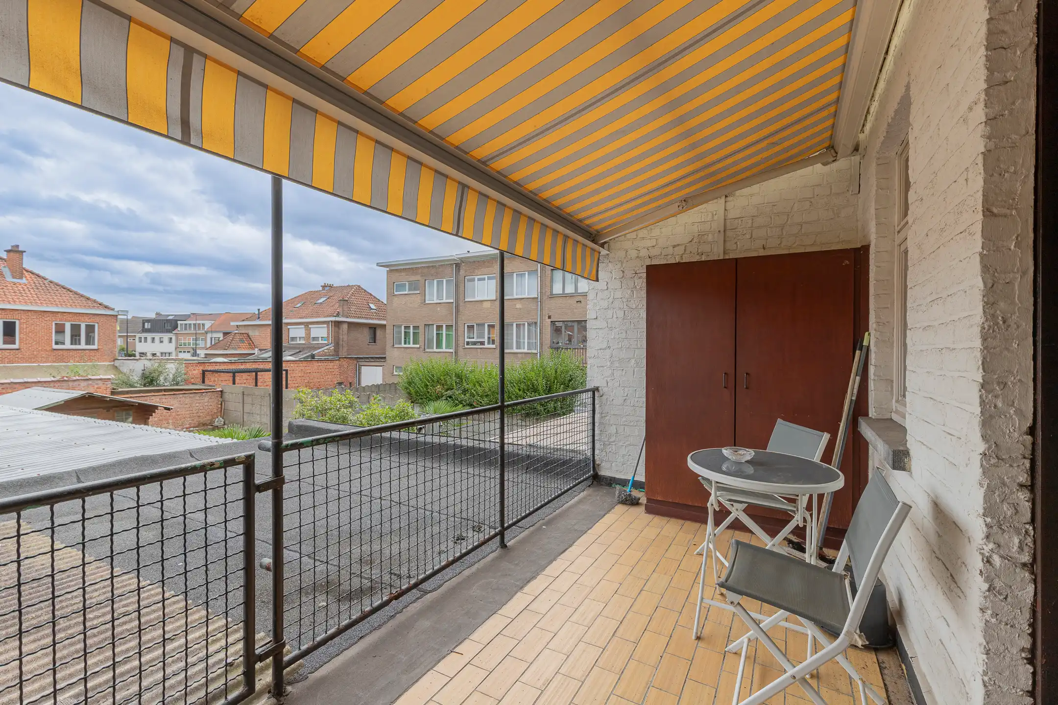 AALST – WONING MET VEEL STOCKAGERUIMTE OP TOPLOCATIE foto 9