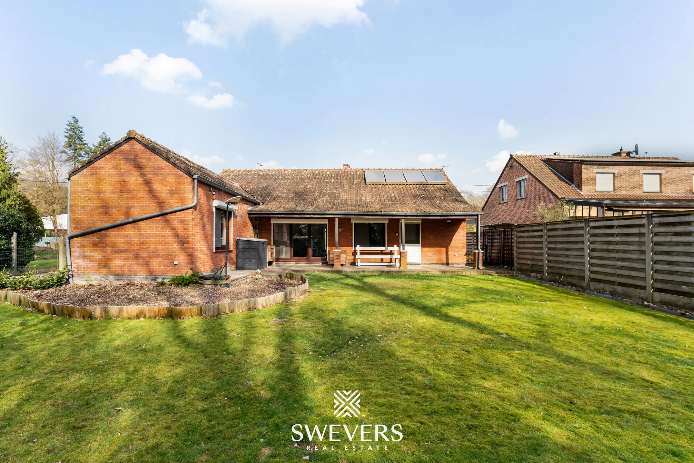 Knusse, te moderniseren woning met 3slpk op 7a61 te Heusden-Zolder foto 25