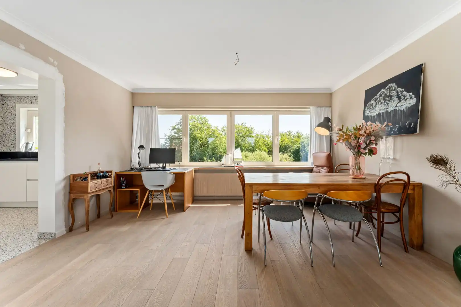 Lichtrijk en instapklaar appartement met garage te Kristus-Koning foto 4