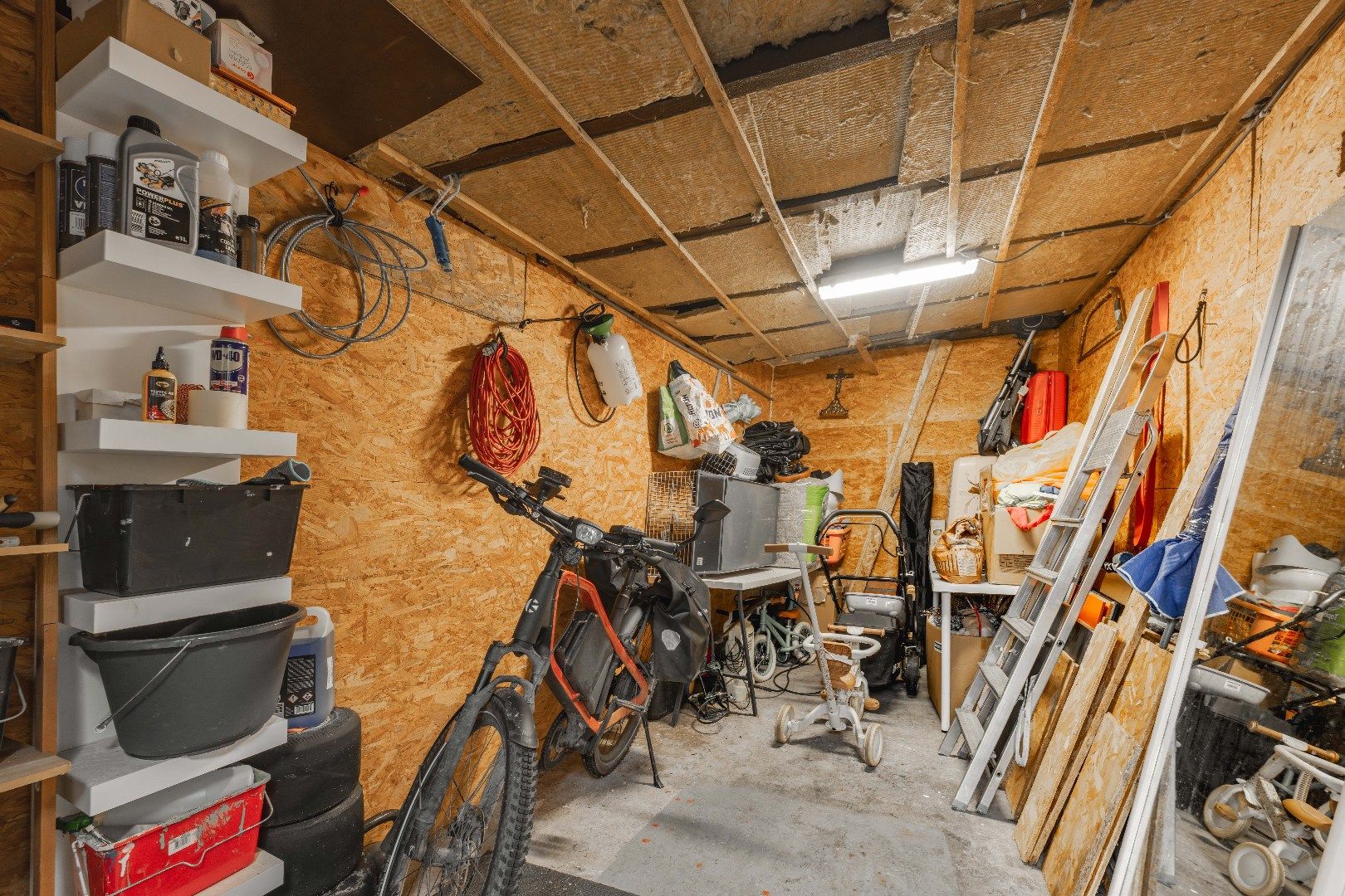 GUNSTIG GELEGEN ALLEENSTAANDE  WONING OP 405 m² | 3 SLPKS foto 16