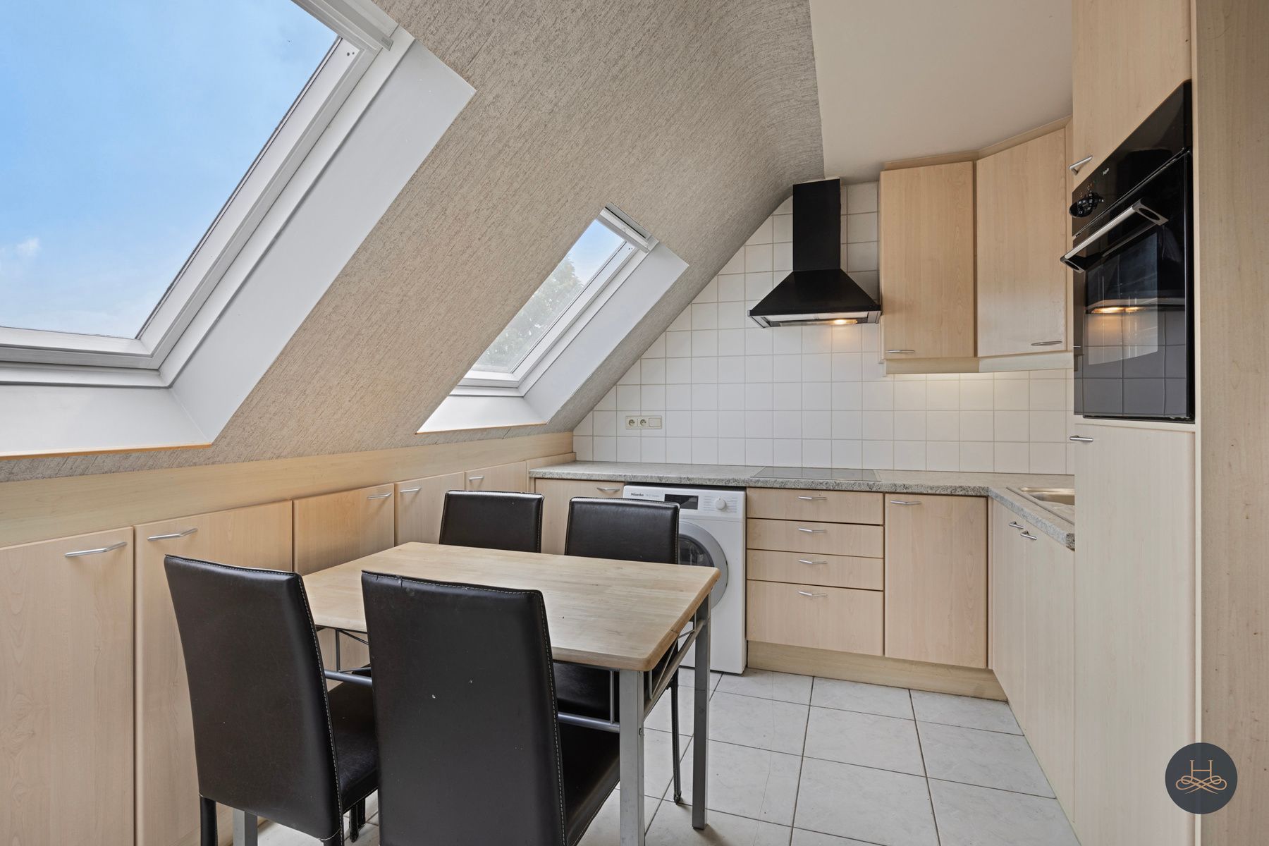 Instapklaar dakappartement met duplex-indeling in hartje Putte foto 10