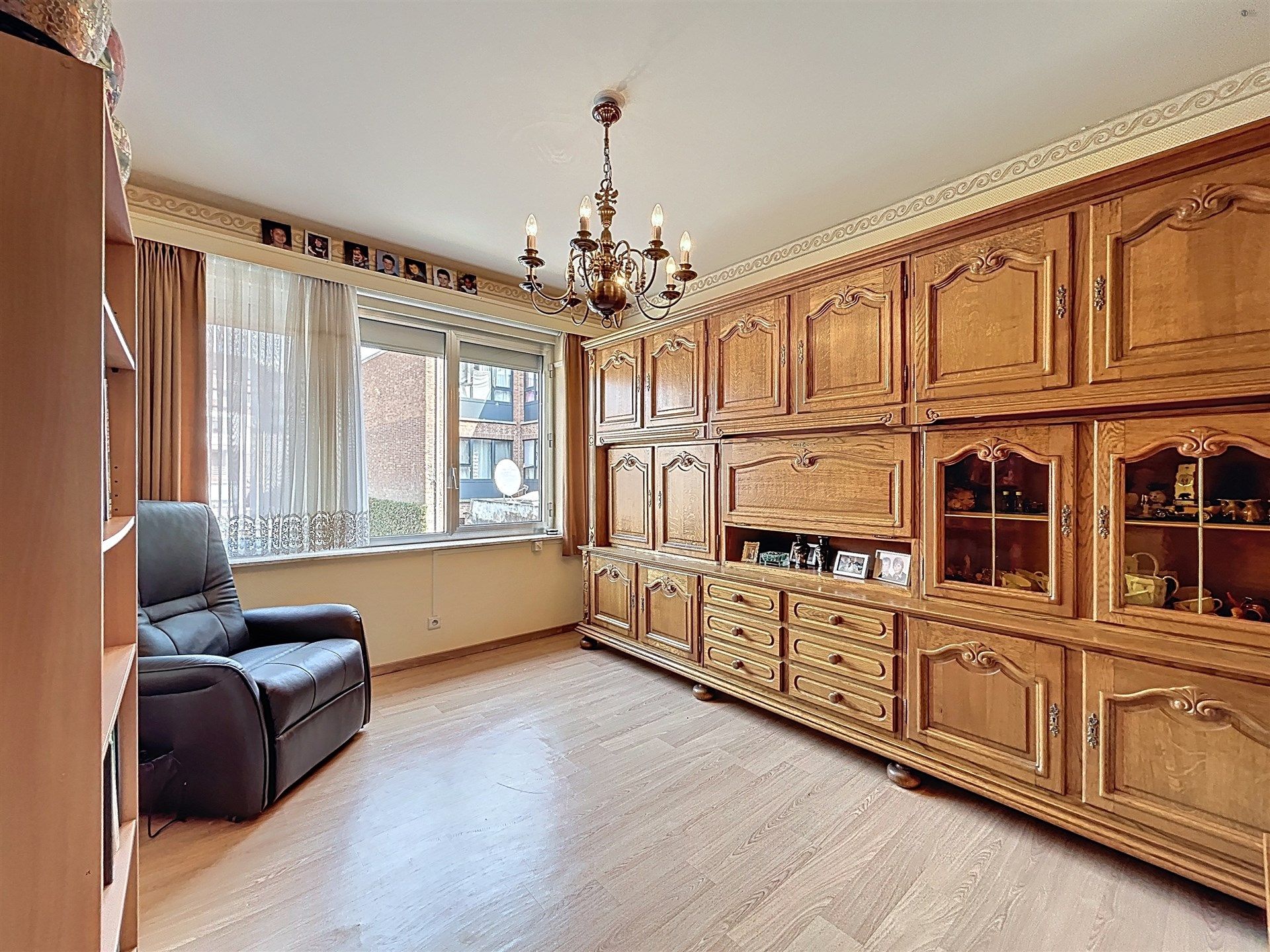 instapklaar 2 slaapkamer appartement met terras foto 8