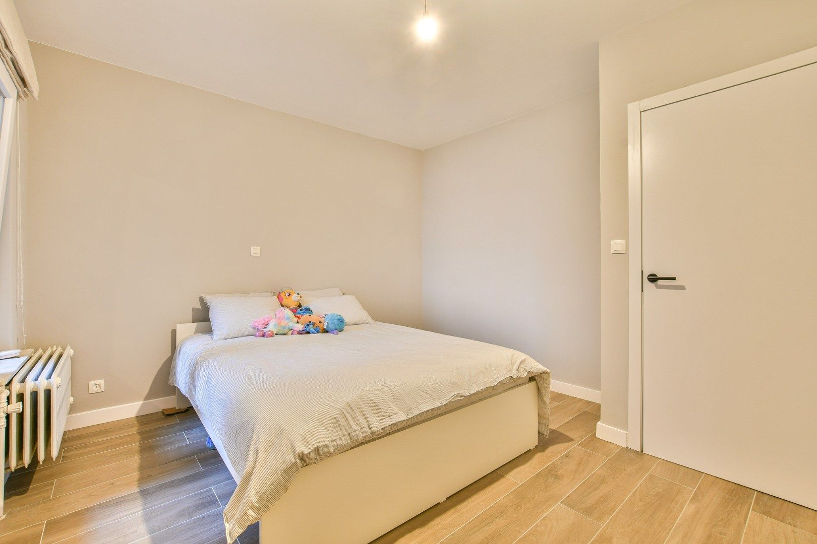 Gerenoveerd 2-slaapkamerappartement op toplocatie - vlakbij de zeedijk! foto 20