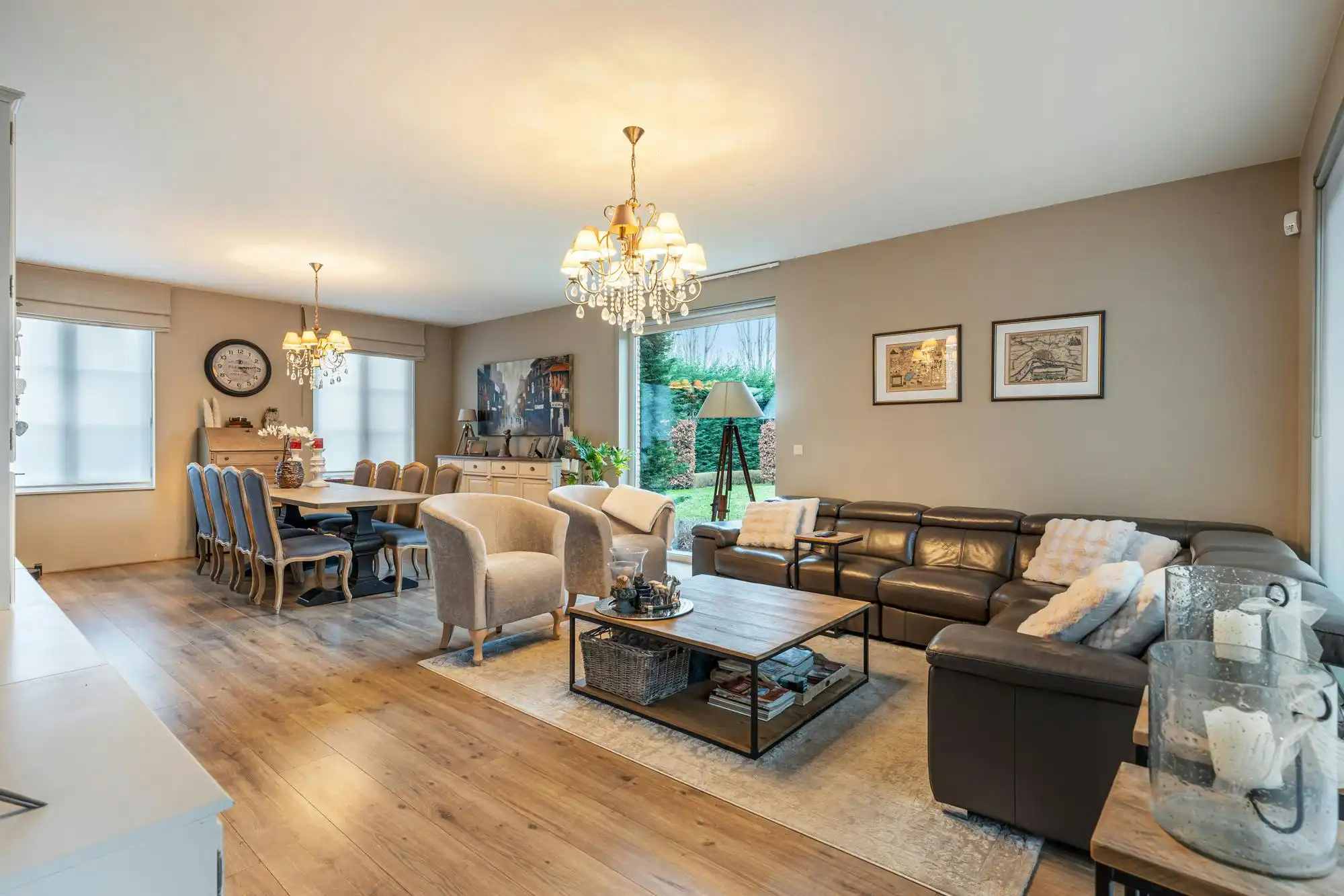 Pastorijvilla met praktijkruimte en studio te Zonhoven foto 8