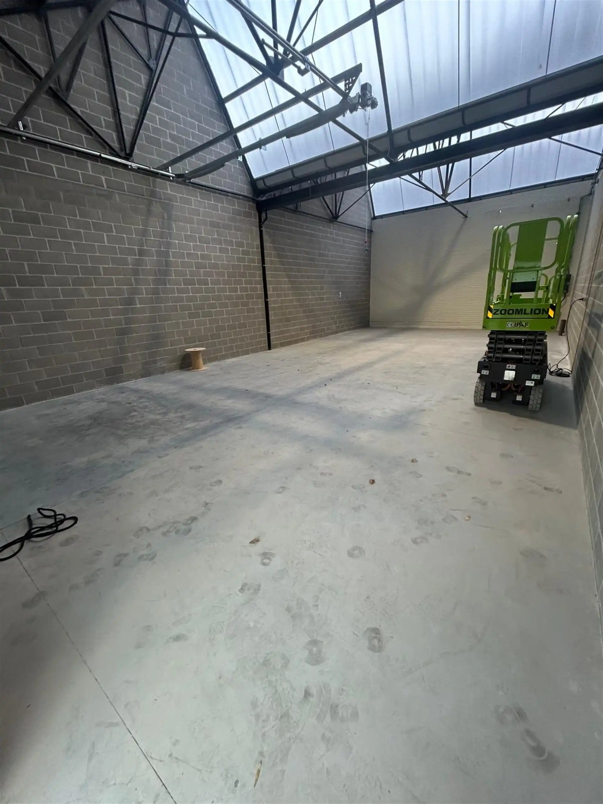 Gunstig gelegen magazijn van 124m² foto 9