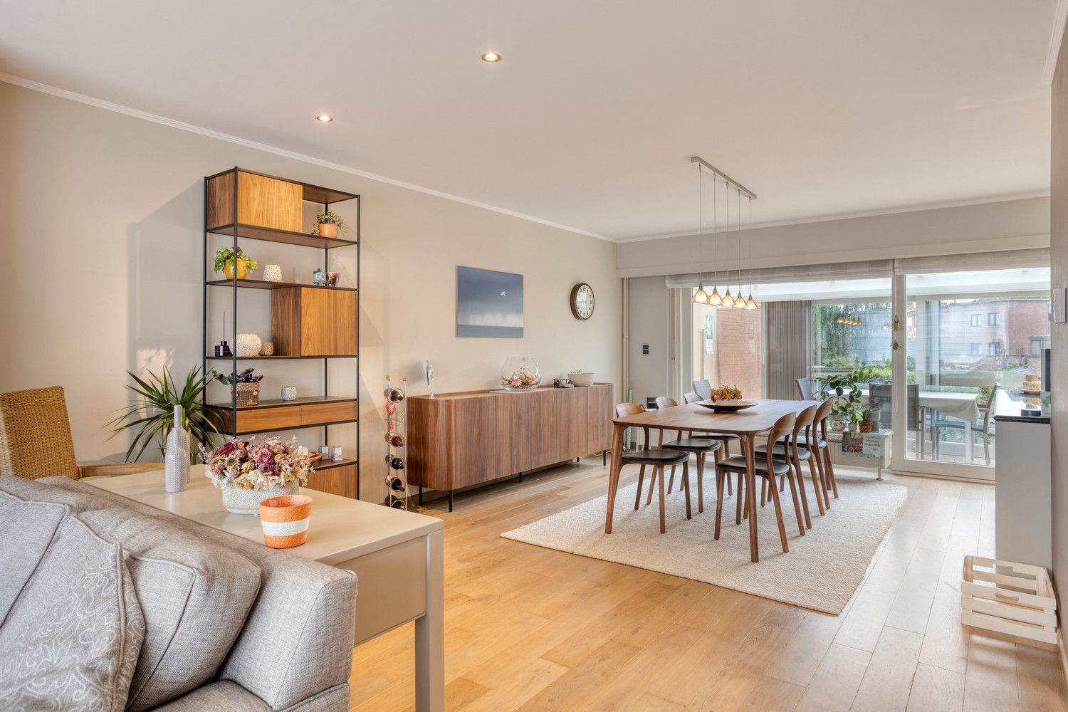 Mooie bel-étagewoning met 3 slks, garage, zomerkeuken en tuin! foto 9