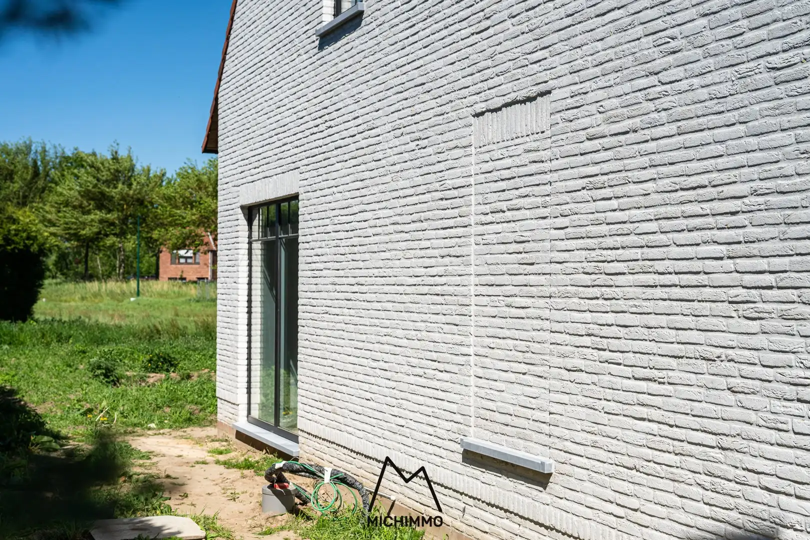 Fantastische nieuwbouwwoning met vier slaapkamers op hele leuke locatie. foto 35