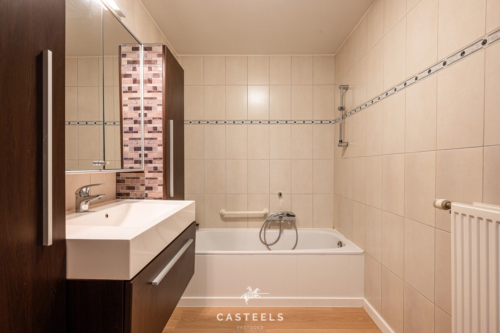 Instapklare (HOB) woning met EPC B, 4 slpks, tuin en garage foto 16