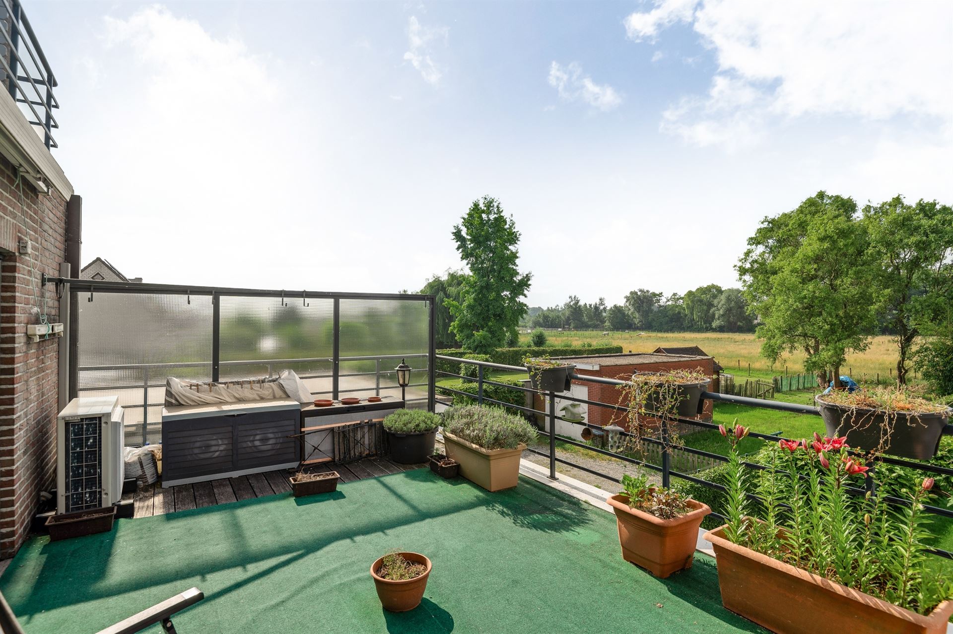 CENTRAAL GELEGEN 2-SLPK-APP IN EEN KLEINE RESIDENTIE MET RIANT ZUIDTERRAS foto 16