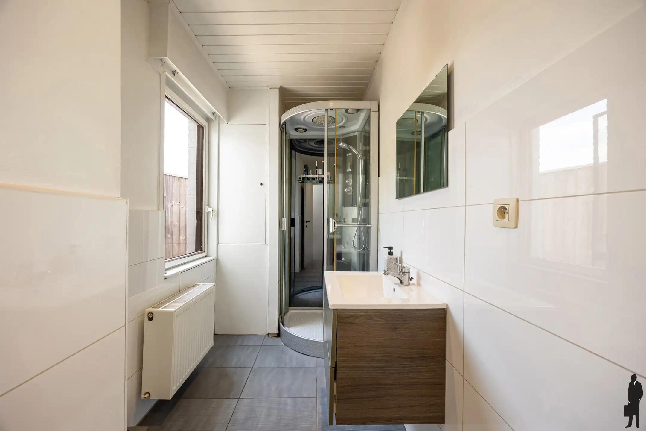 Instapklaar wonen op een centrale ligging in Hamme foto 6