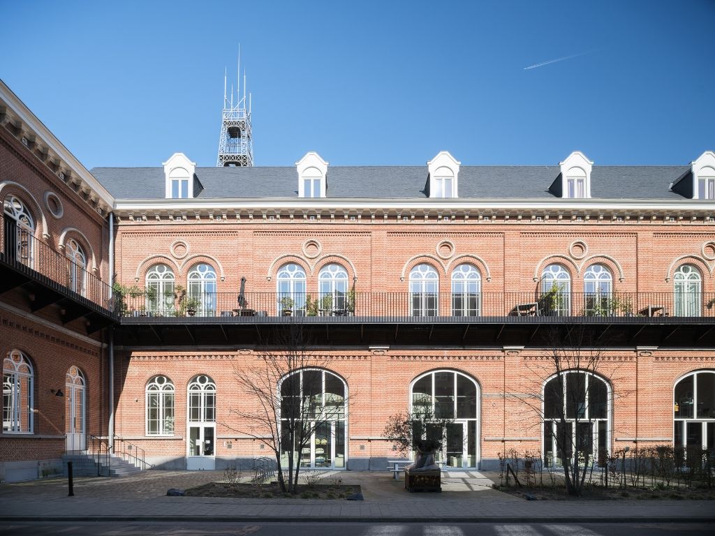 Karaktervolle loft (casco) met een overvloed aan licht in het befaamde project Academie foto 15