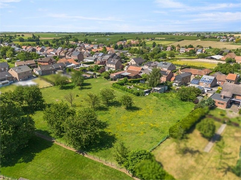 OP TE FRISSEN GEZINSWONING OP EEN PERCEEL VAN 63A IN VELM foto 2