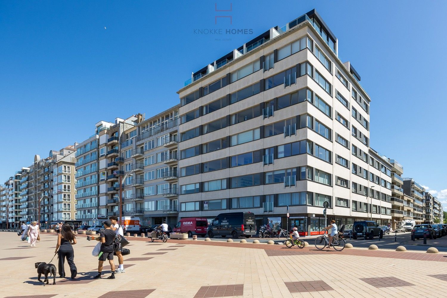 Charmant, ruim 1-kamerappartement met zijdelings zeezicht foto 15