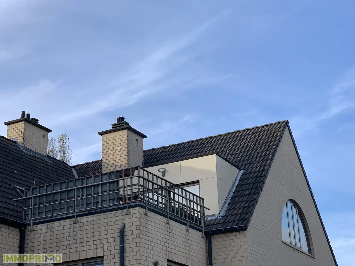 Rustig gelegen 2 slaapkamer appartement in een geliefde wijk te Wilrijk foto 2