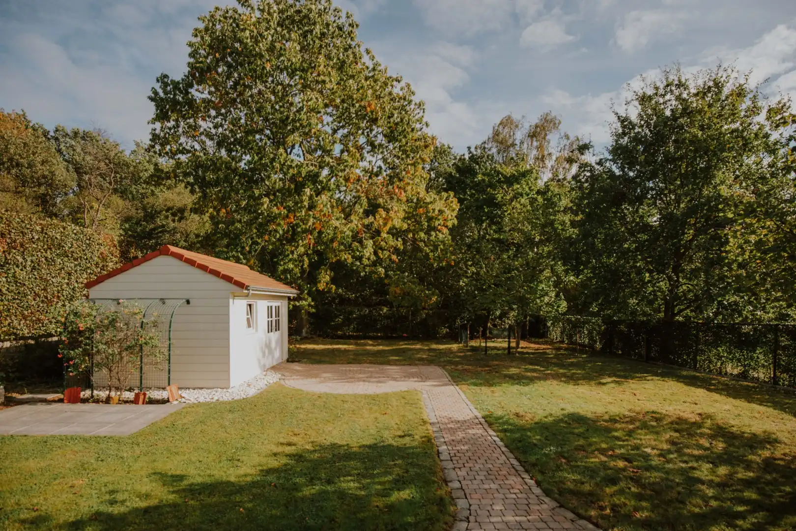 Instapklare gezinswoning in een groene omgeving foto 7