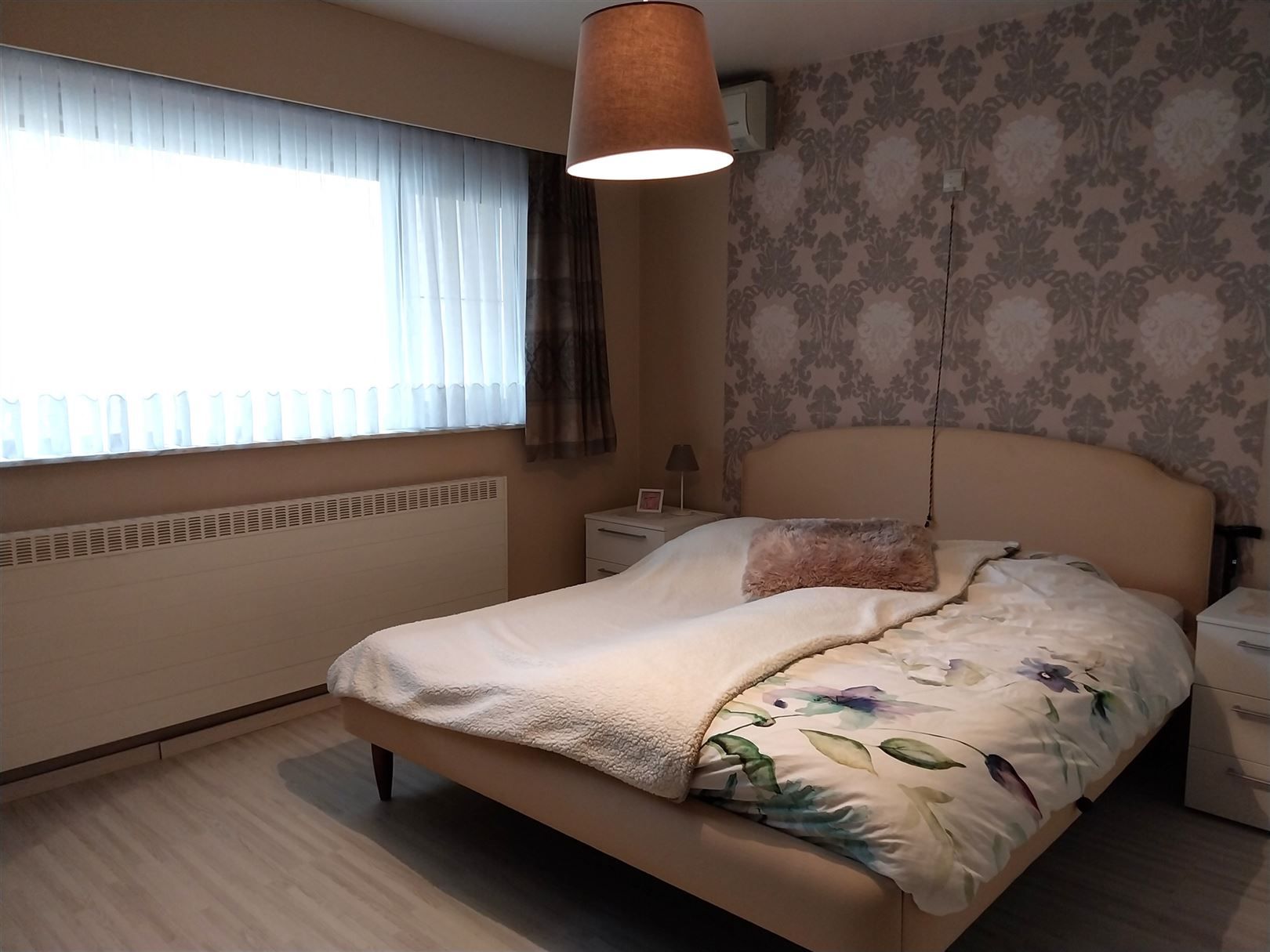 TE HUUR: Vrijstaande ruime woning met 3 slaapkamers en ruime loods! foto 9