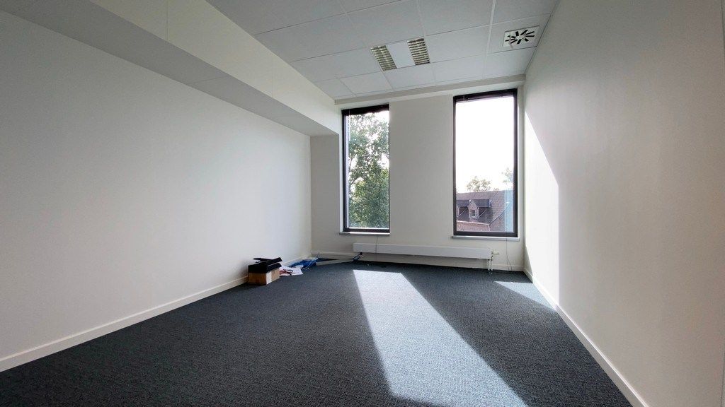 Instapklare kantoorruimte te huur vlakbij afrit E17 in Zele foto 7