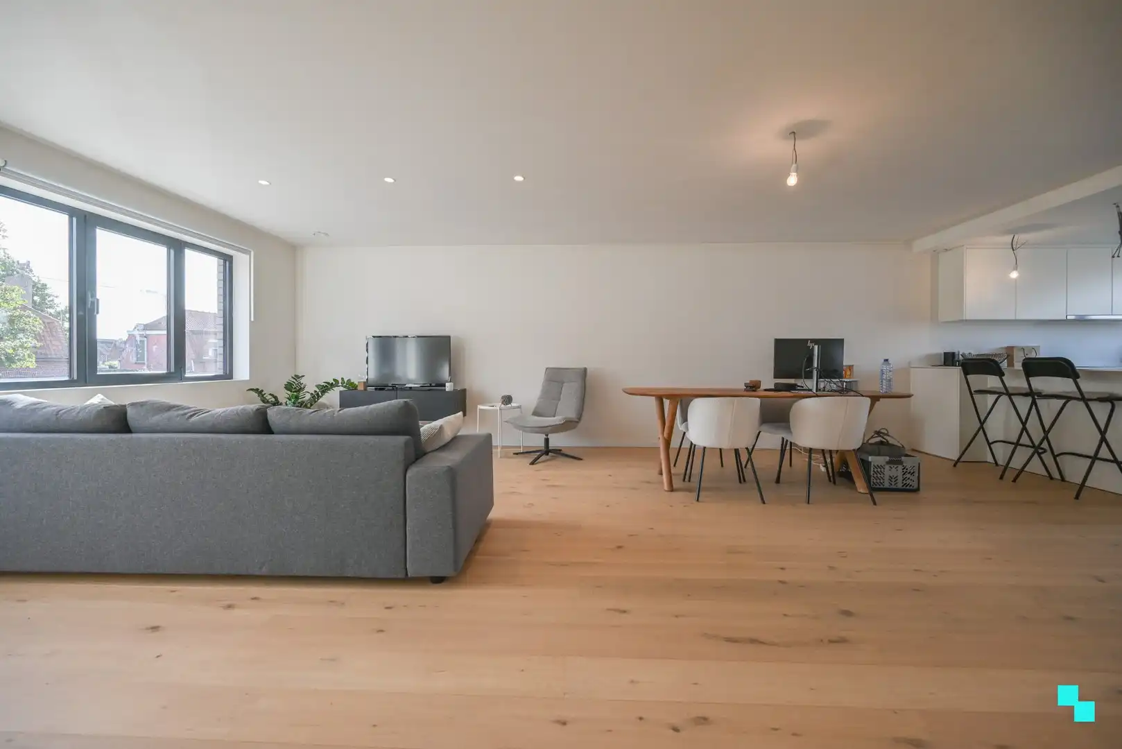 Nieuwbouwappartement te hartje Izegem foto 5