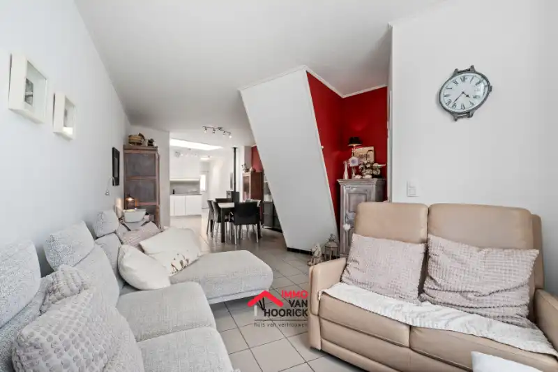 Zeer nette woning aan de stadsrand met 3 slpkmrs!!! foto 5