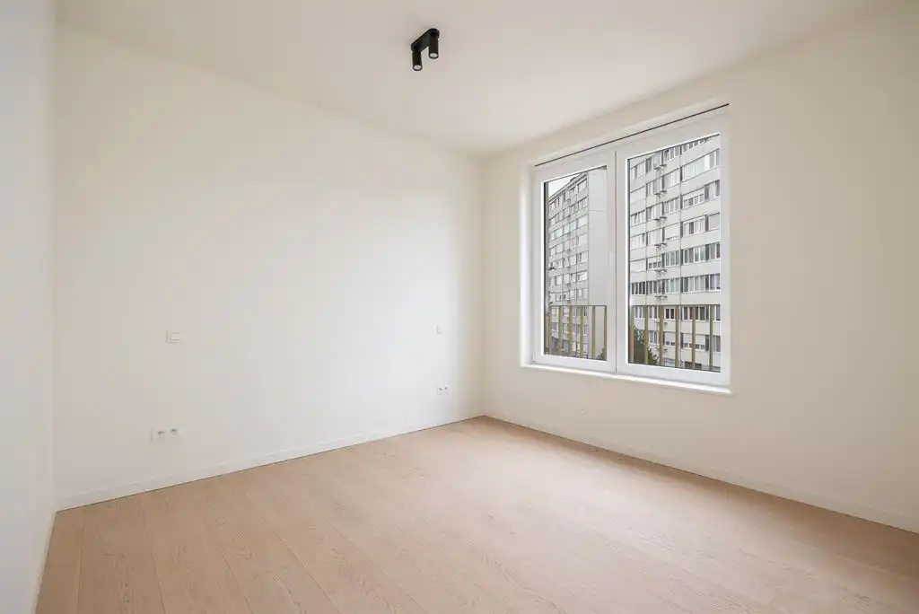 Ruim 3-slaapkamer appartement met luxe afwerking foto 8