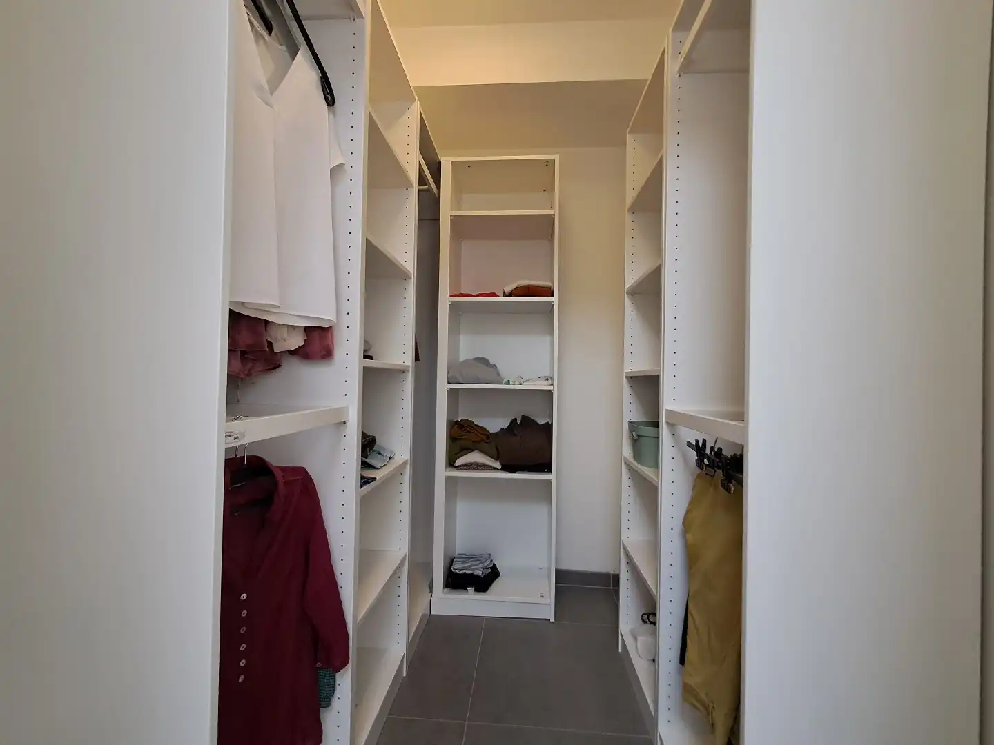 Instapklare halfopen woning met ruime zonnige tuin te Oedelem! foto 13