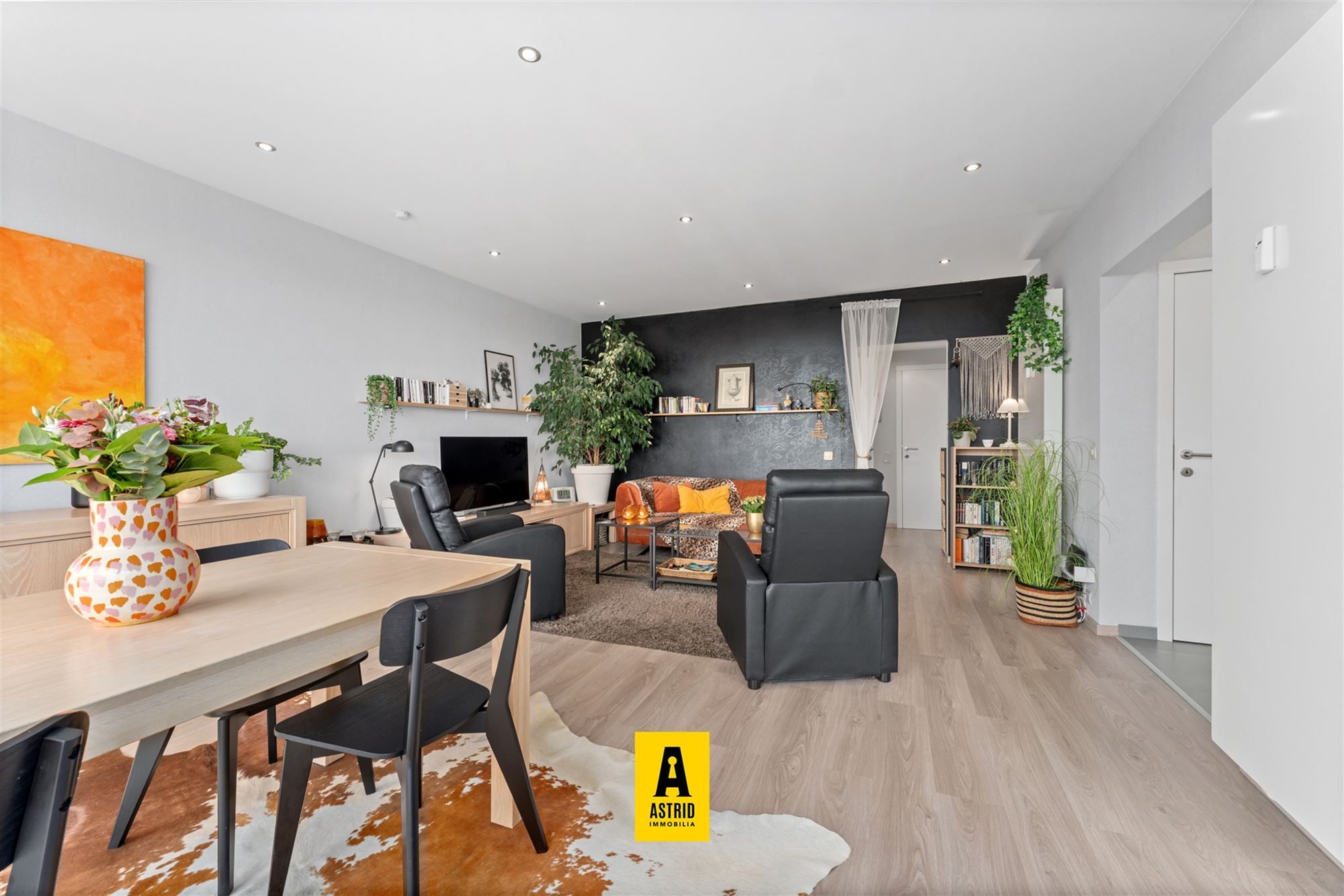Volledig gerenoveerd appartement met zeezicht in Bredene foto 2