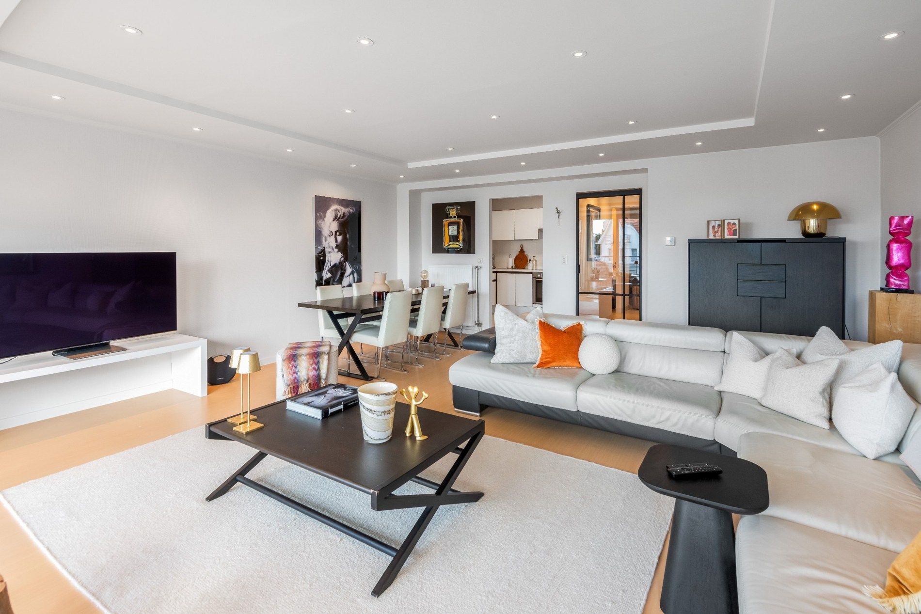 Zuidgericht appartement op de Kustlaan in het Zoute met UNIEK OPEN ZICHT ! foto 4