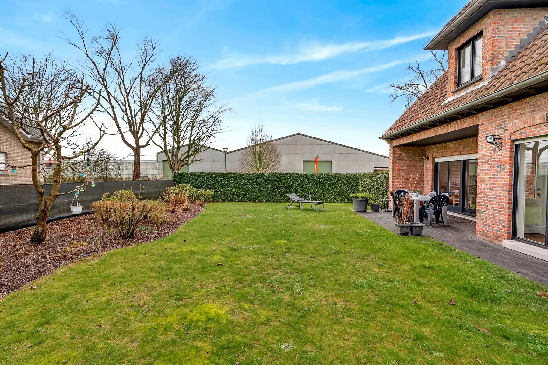 Alleenstaande 3 slpk. woonst met zonnige tuin foto 20