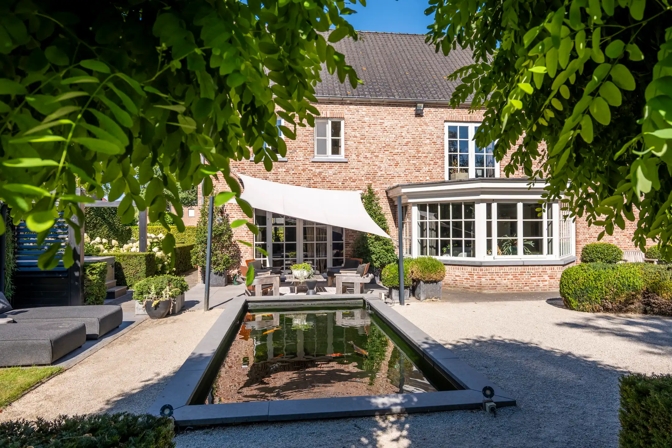 Luxe  villa met een oppervlakte van 475m²  op 1.383m² grond. foto 37