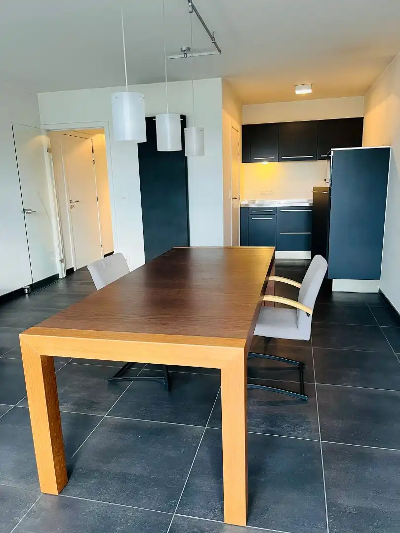 Prachtig instapklaar  2 - slpk appartement:   Open zicht op laan!  foto 4