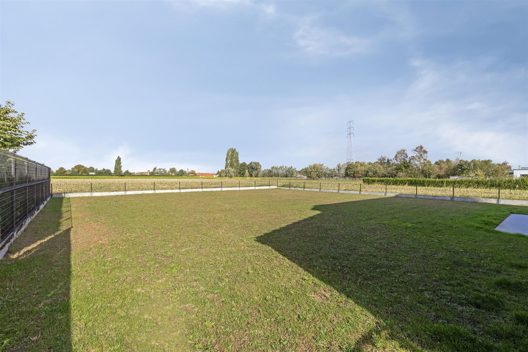 Nieuwbouwwoning op absolute topligging foto 22