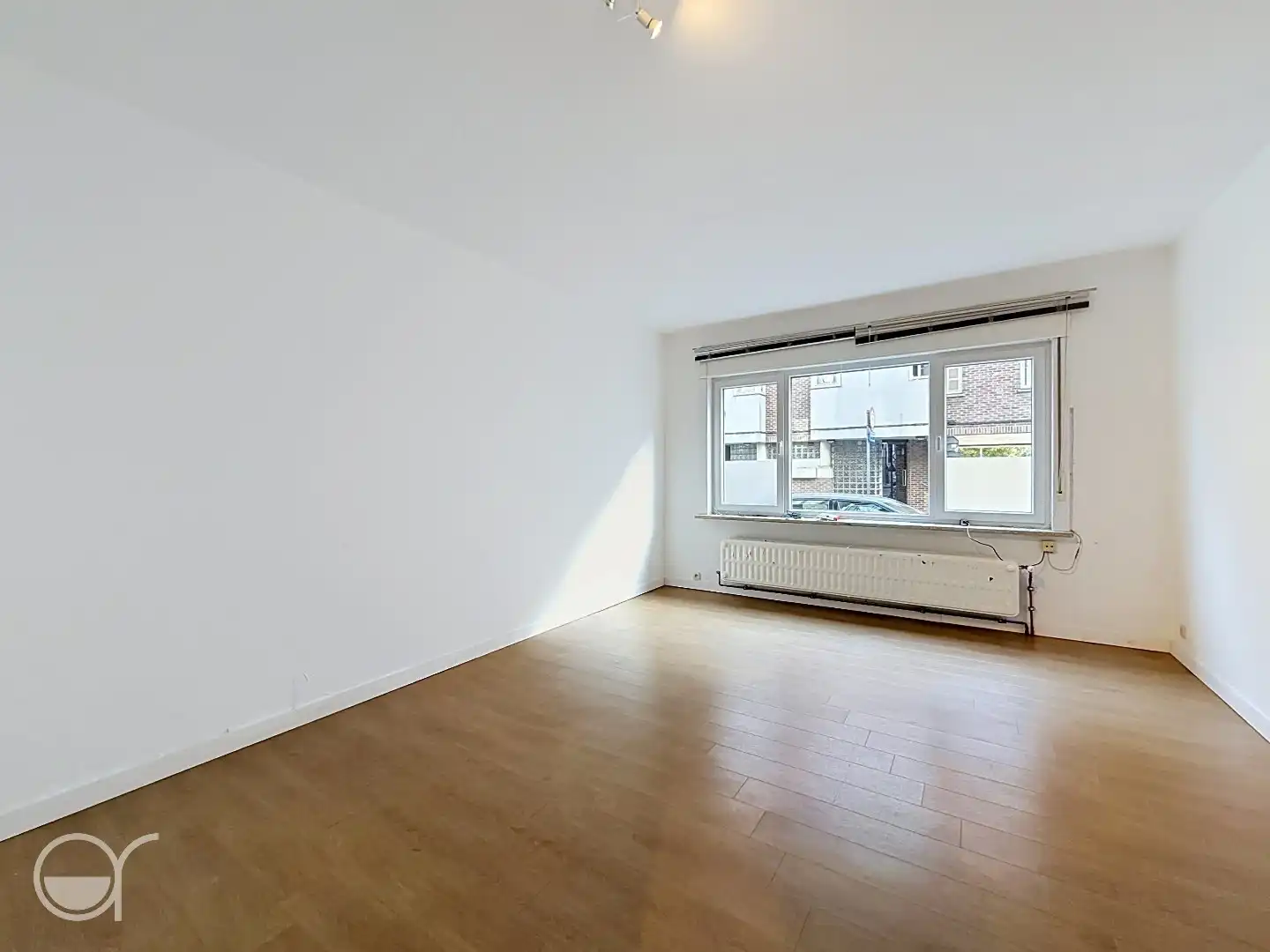 Gezellig 1-slaapkamerappartement in de Rabotstraat te huur met terras foto 2