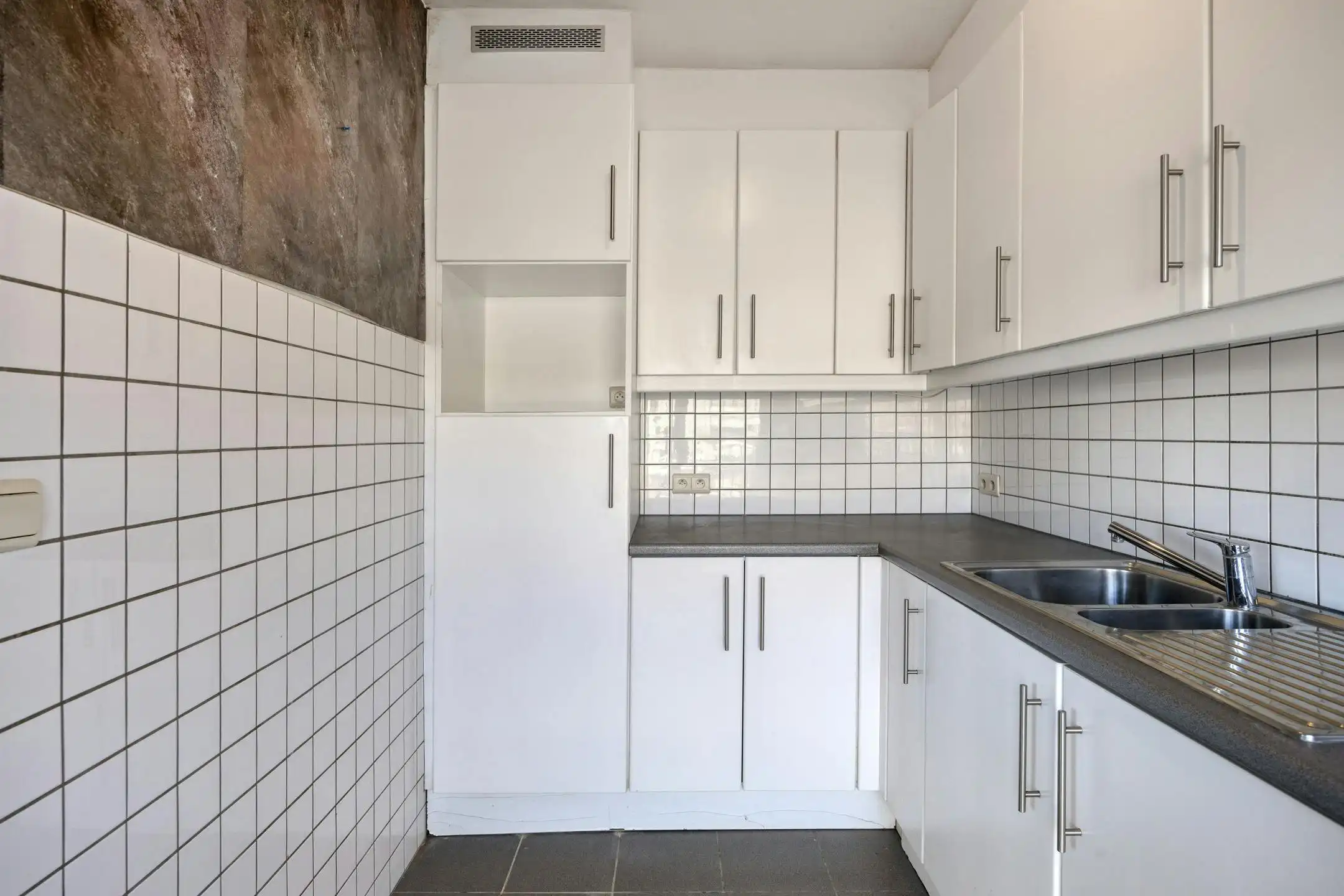 Startersappartement met 2 slaapkamers en garage in Boom foto 4