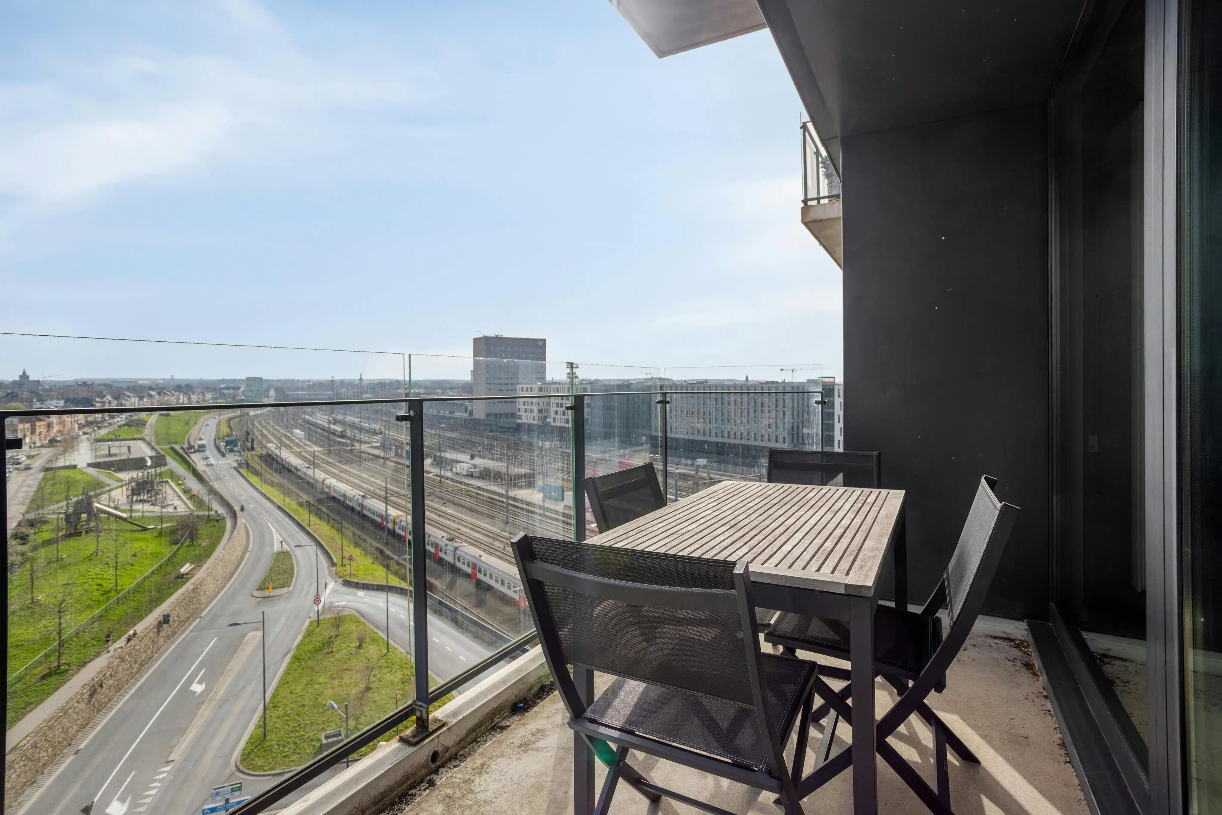 Ruim en lichtrijk appartement te koop op toplocatie in Leuven foto 9