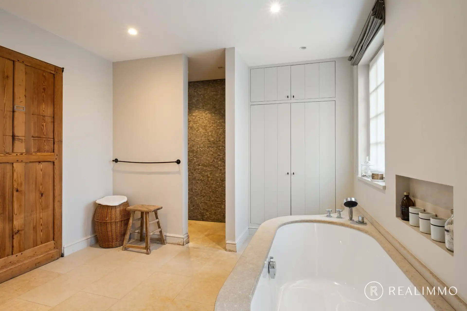 EXCLUSIEVE VILLA TE KOOP IN ZULTE foto 20