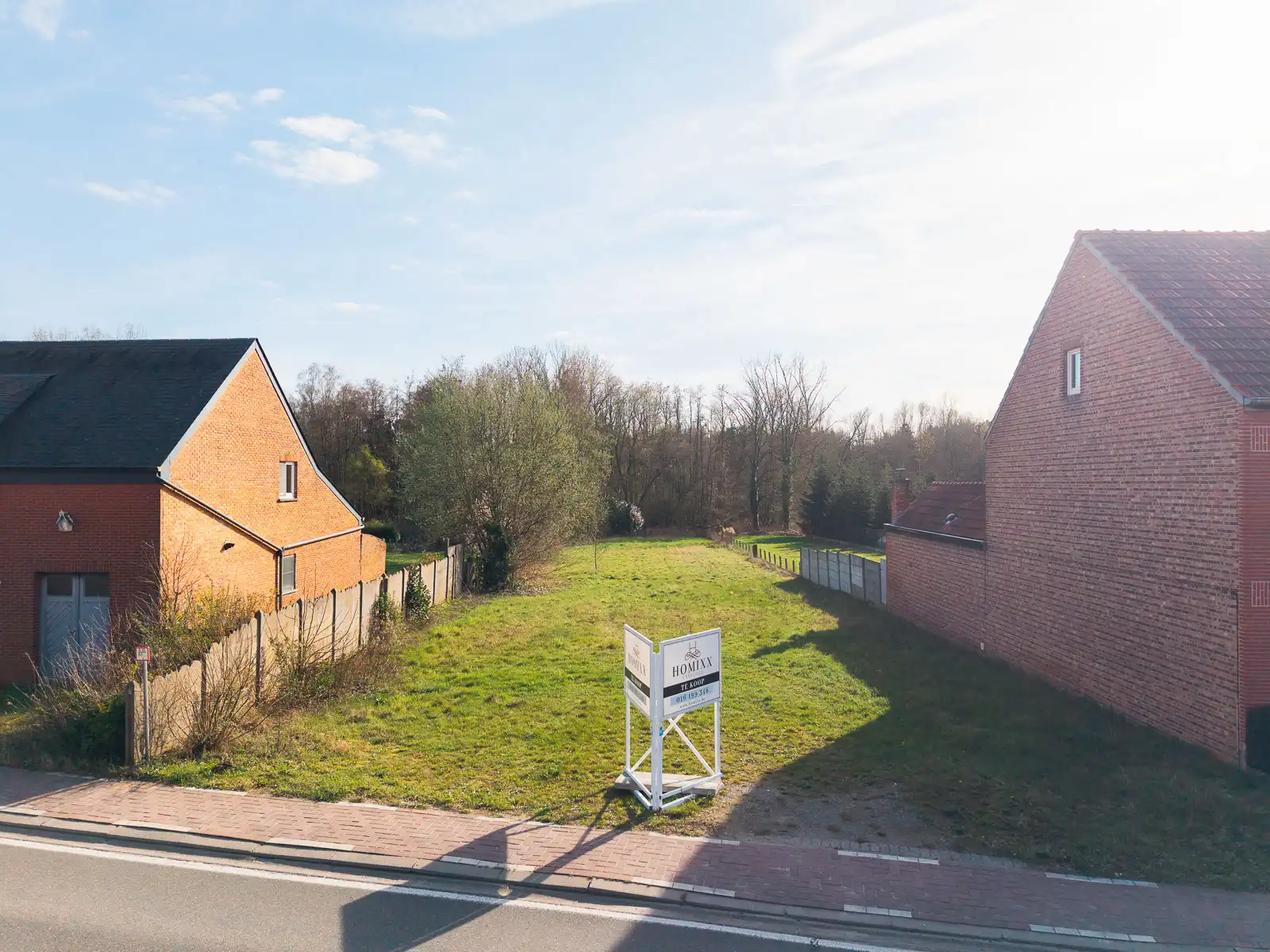 Ruime bouwgrond van 15a in het groen  foto 5