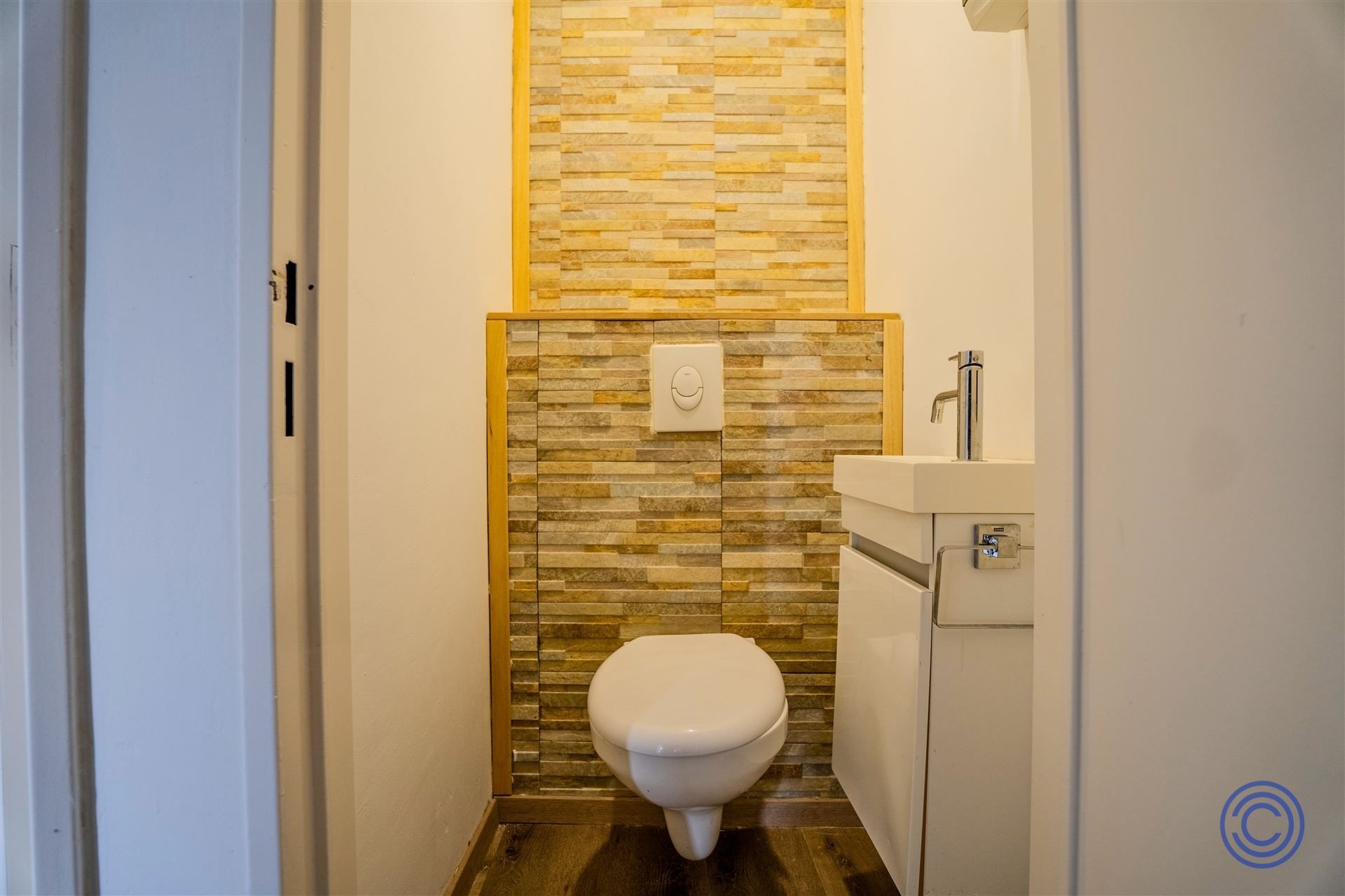 Ruim 2-slpk appartement van ca. 94m² in hartje Antwerpen foto 12