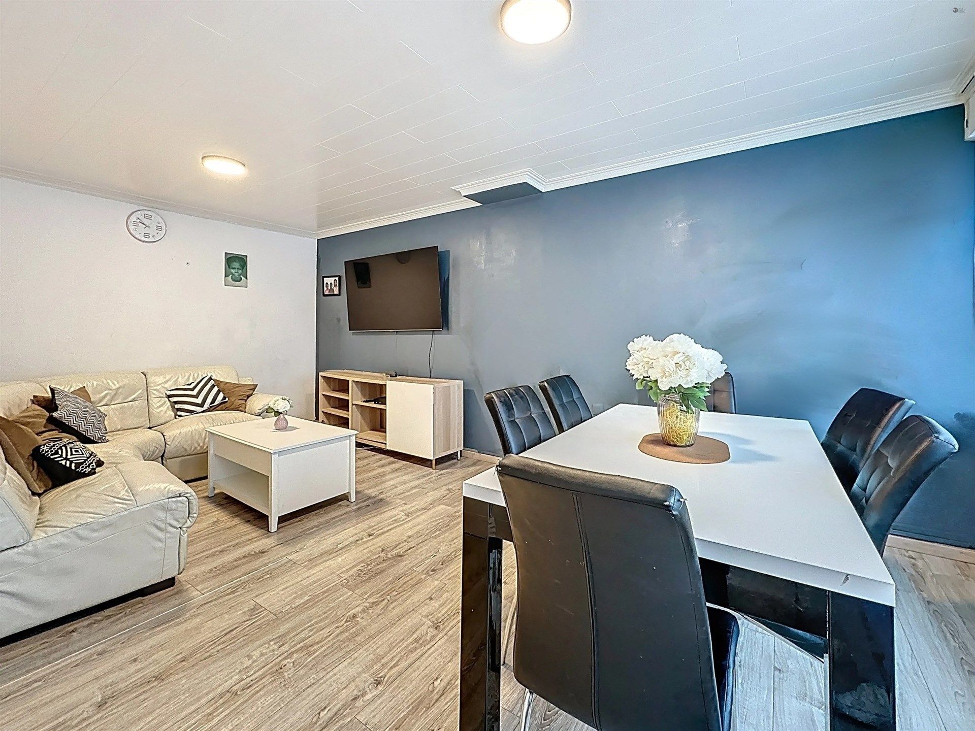 woning met 4 slaapkamers en garage foto 4