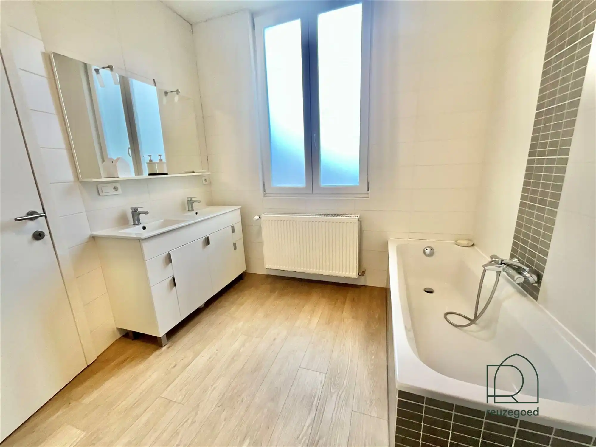Gezellig huis met 2 slaapkamers te huur! foto 8