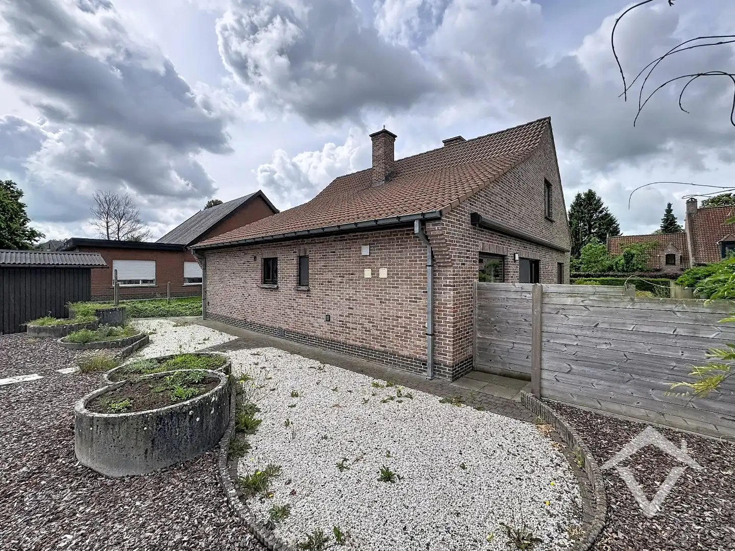 Instapklare gezinswoning met garage, carport en zonnige tuin in Scheldewindeke (Oosterzele) foto 29