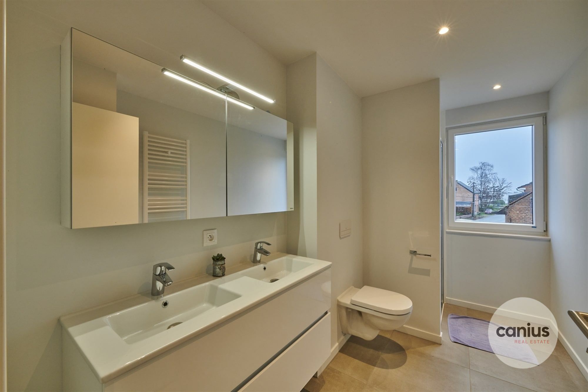 ENERGIEZUINIGE & INSTAPKLARE WONING MET 3 SLKS + TUIN foto 7