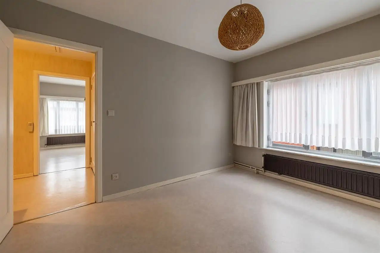 Stadswoning met 2 slk en ruimte inpandige garage foto 13