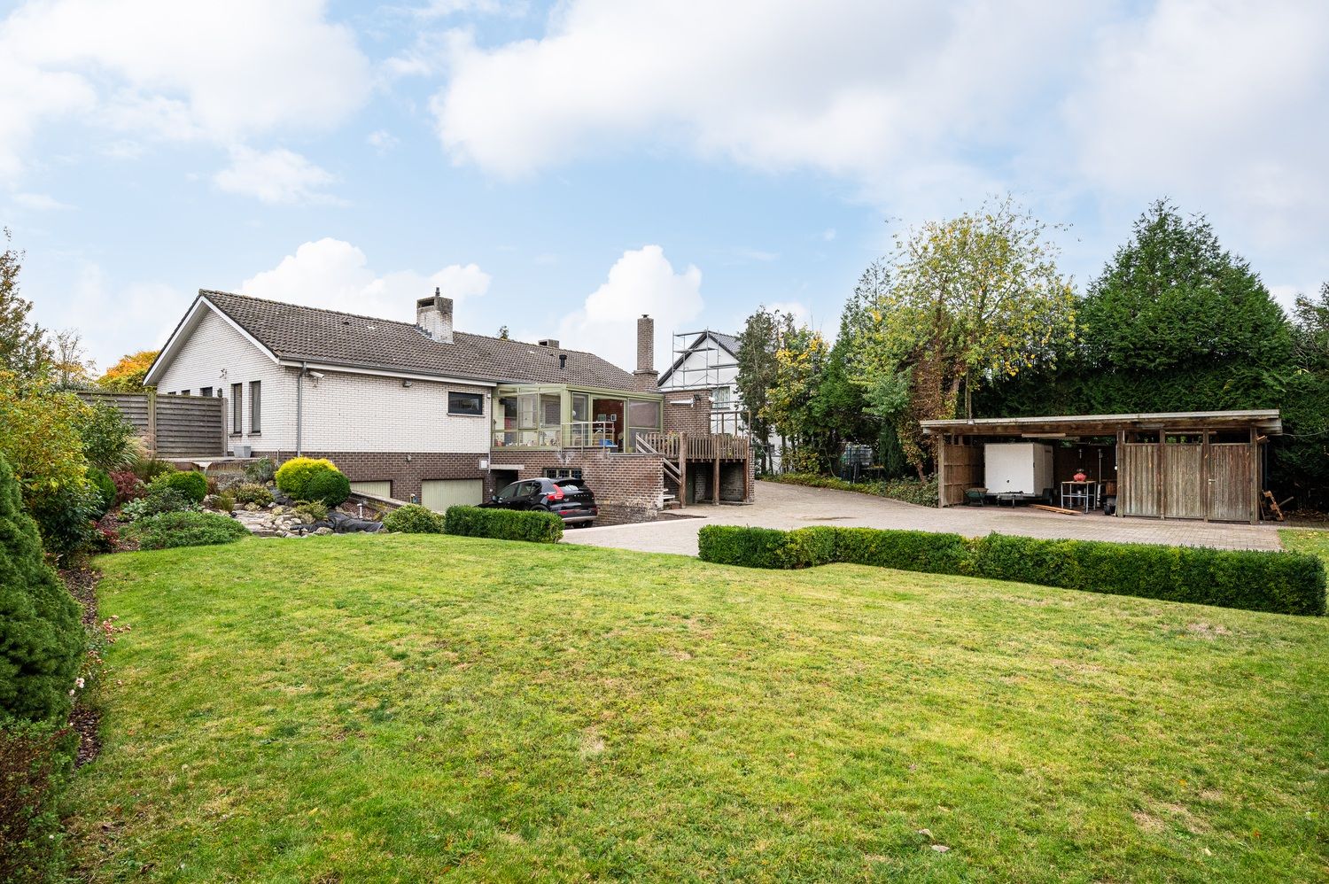 Kwalitatief afgewerkte woning met praktijkruimte en uitzonderlijk ruime kelderverdieping foto 36