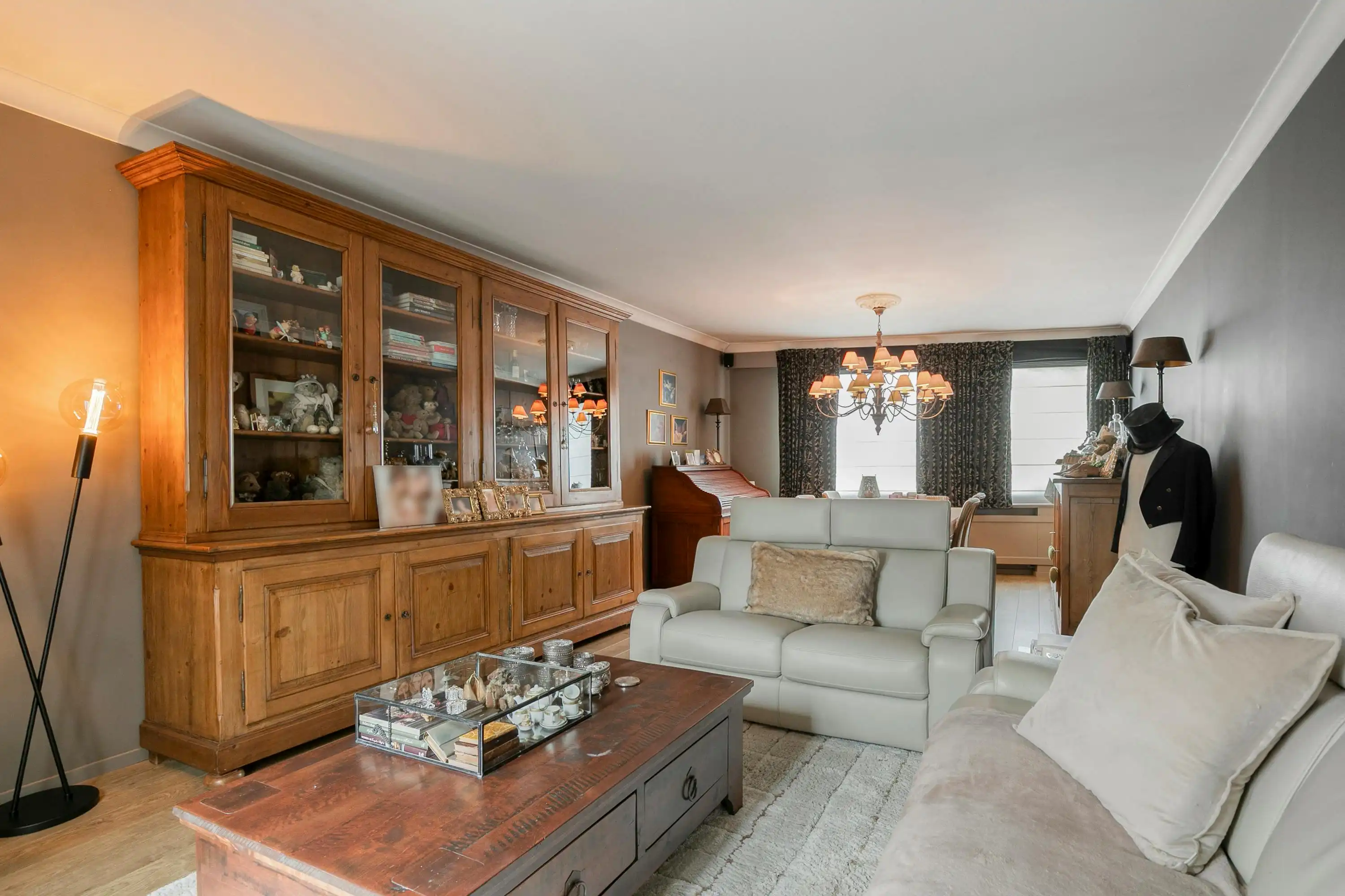Karaktervol huis te koop in centrum Bachte-Maria-Leerne foto 3