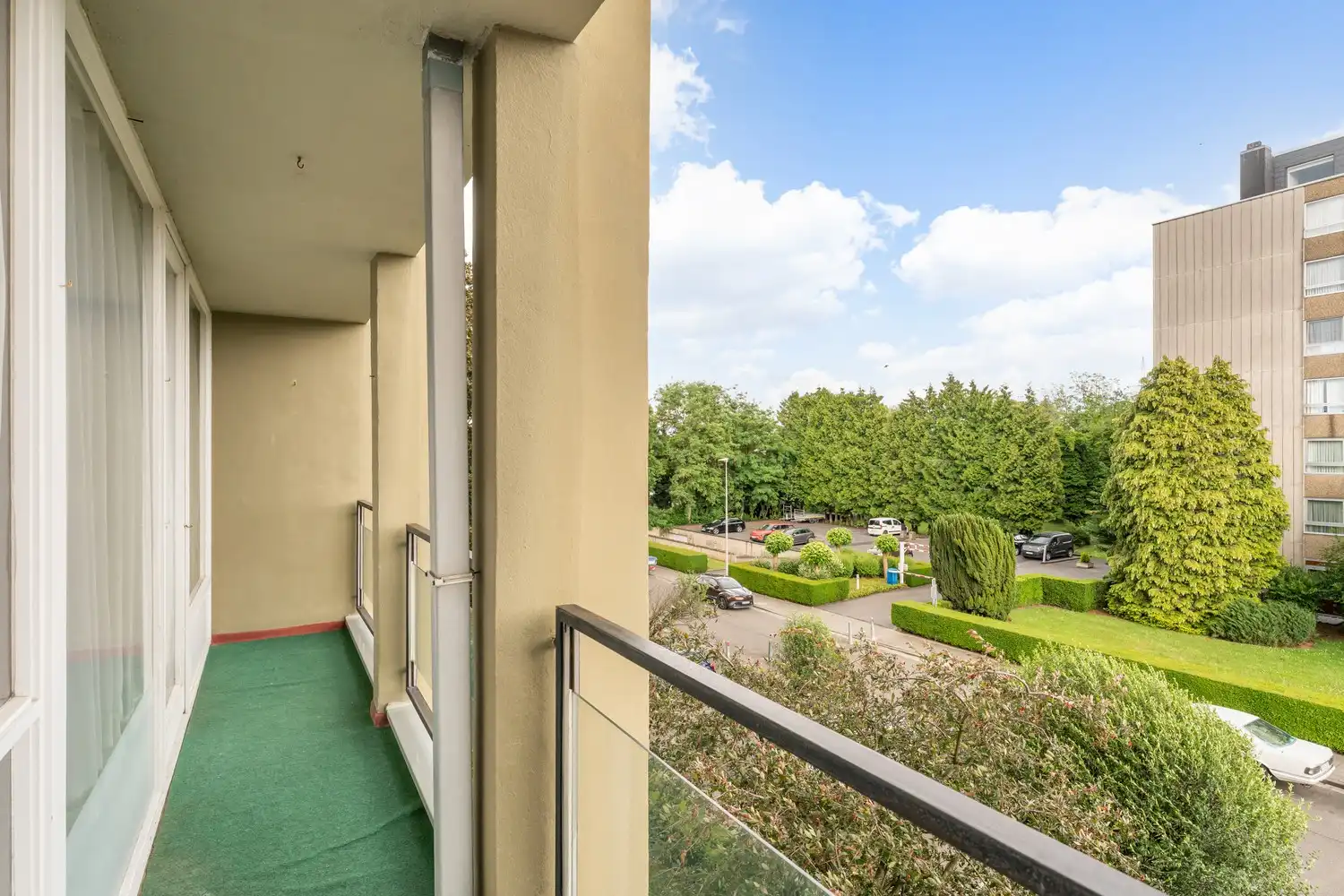 Gunstig gelegen appartement met 2 slaapkamers, ondergrondse autostaanplaats en kelderberging. foto 17