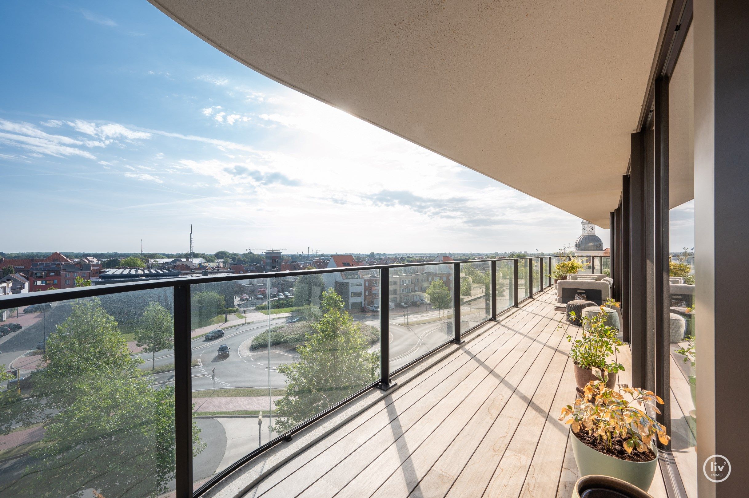 Uniek nieuwbouw appartement met 3 volwaardige slaapkamers genietend van unieke zichten gelegen in de exclusieve residentie "The Tower foto 10