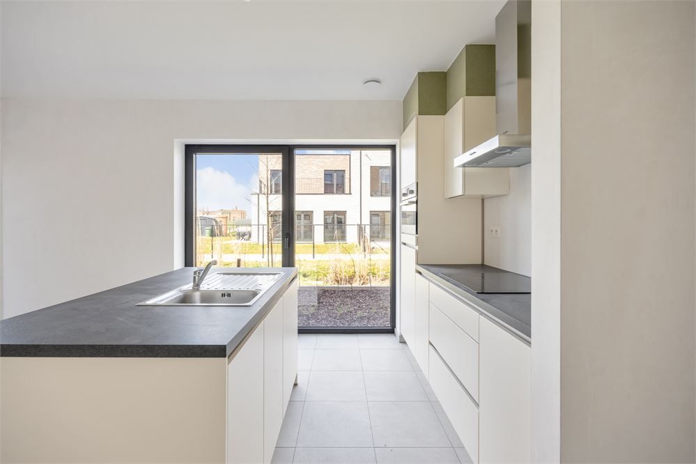 Compact comfort met royaal terras! foto 5