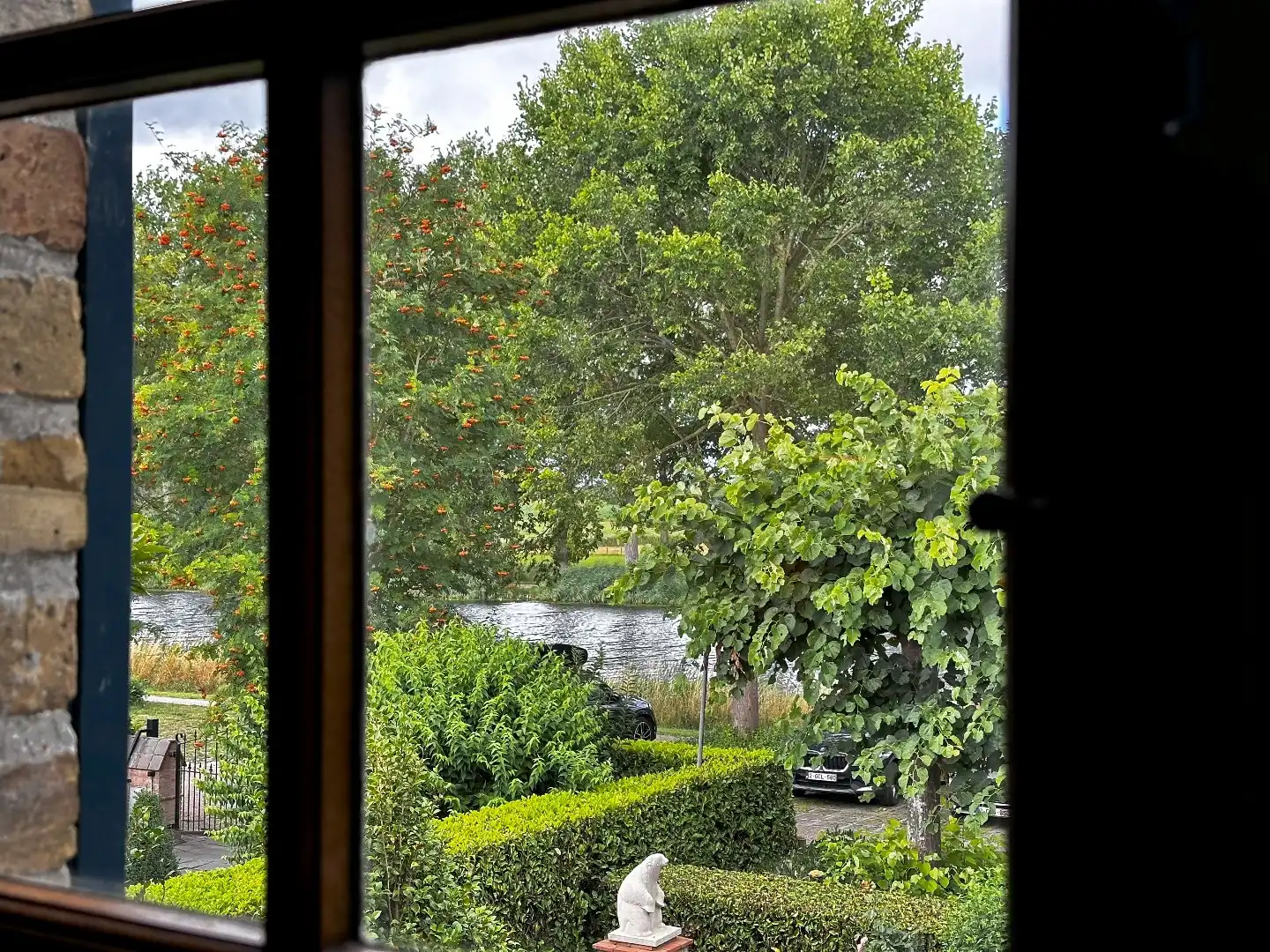 Sluisse Villa aan het water : Onder architectuur gebouwd, wonen aan de Damse Vaart foto 46