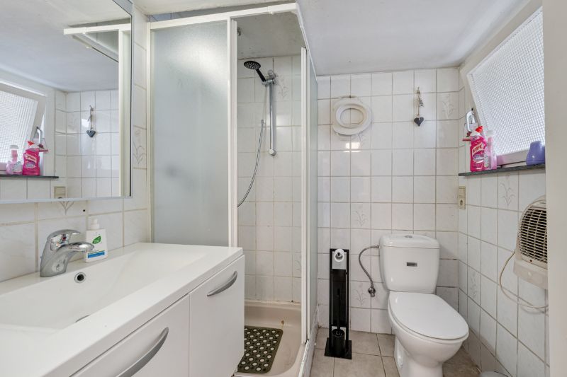 Landelijke woning met schuur op 816m² nabij Knesselare foto 9