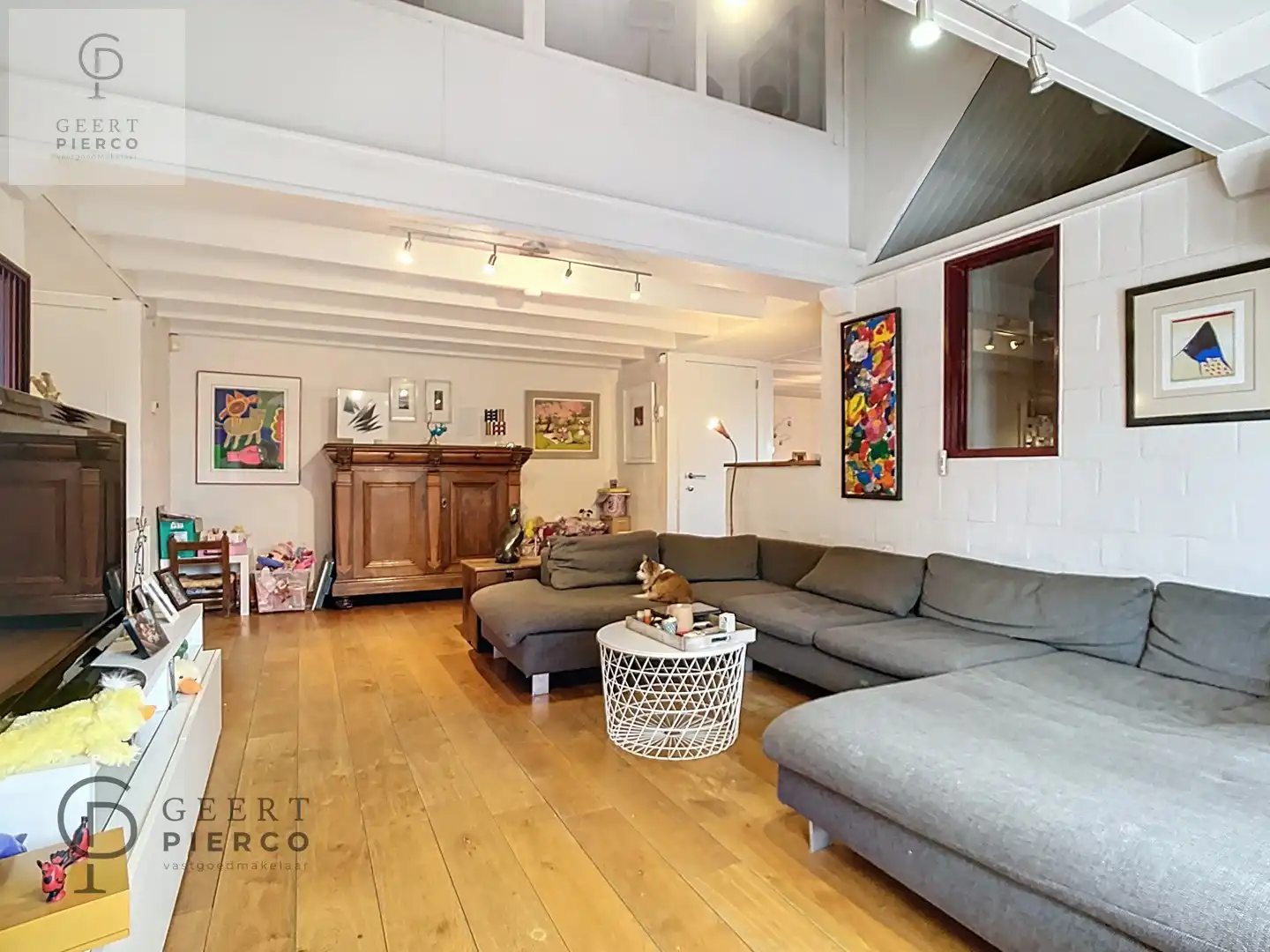 Knappe energiezuinige villa met heel speciaal cachet foto 9